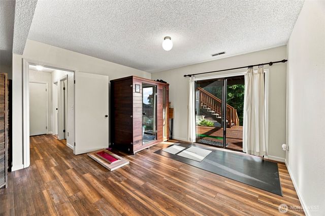 6720 N 28th Street, Tacoma, WA 98407