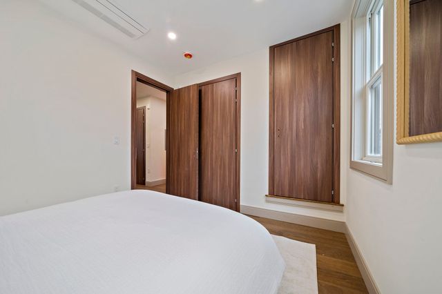 4 Haynes St 1, Boston, MA 02128