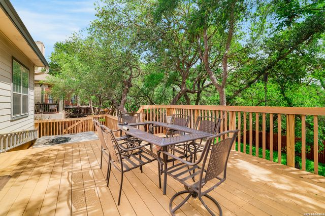 1112 CREEK CABIN, San Antonio, TX 78253