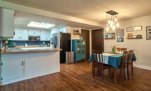 597 Magenta Circle, Medford, OR 97504