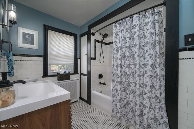 228 Kenwick Drive, Akron, OH 44313