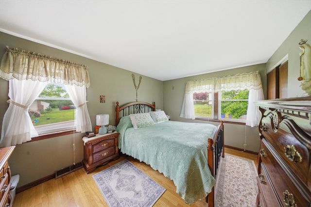35 Purdue Dr, Milford, MA 01757