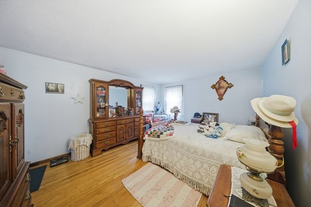 35 Purdue Dr, Milford, MA 01757