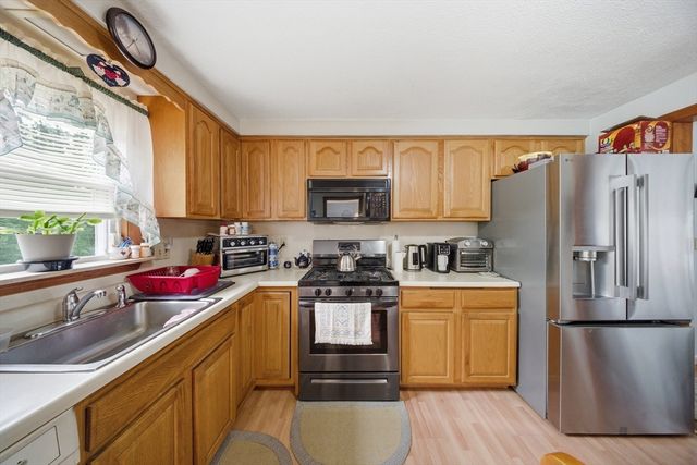 35 Purdue Dr, Milford, MA 01757