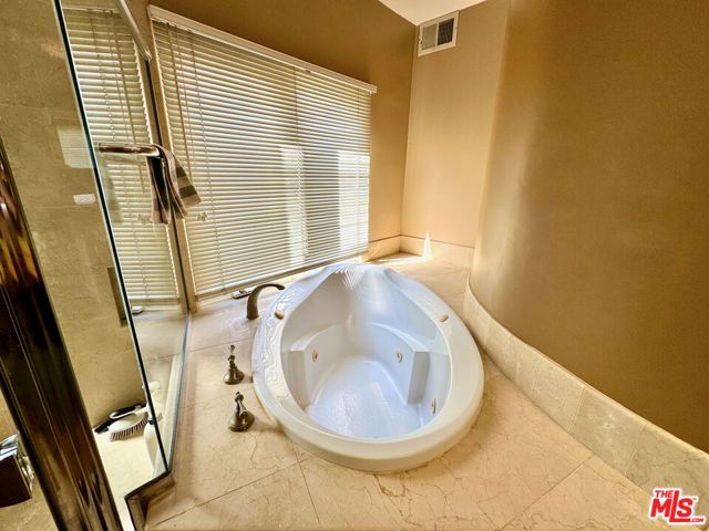 1247 23rd Street D, Santa Monica, CA 90404