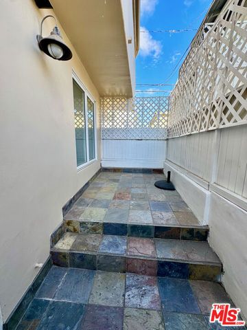 1247 23rd Street D, Santa Monica, CA 90404