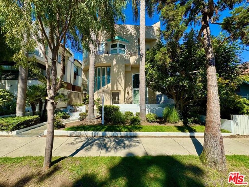 1247 23rd Street D, Santa Monica, CA 90404