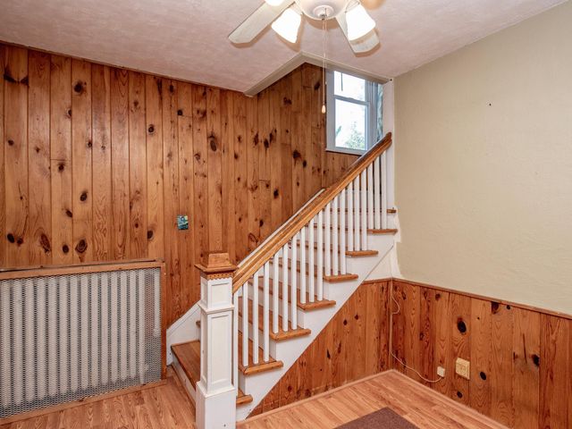 1391 Charles Avenue, Saint Paul, MN 55104