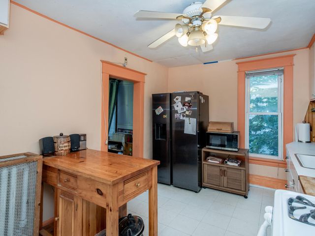 1391 Charles Avenue, Saint Paul, MN 55104