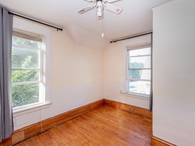 1391 Charles Avenue, Saint Paul, MN 55104
