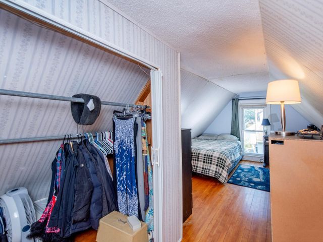1391 Charles Avenue, Saint Paul, MN 55104