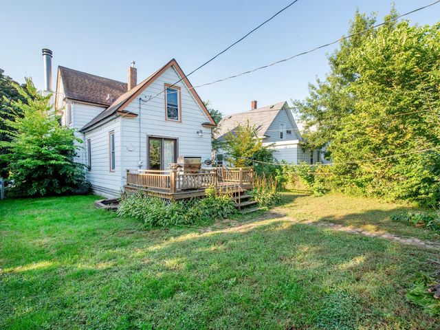 1391 Charles Avenue, Saint Paul, MN 55104