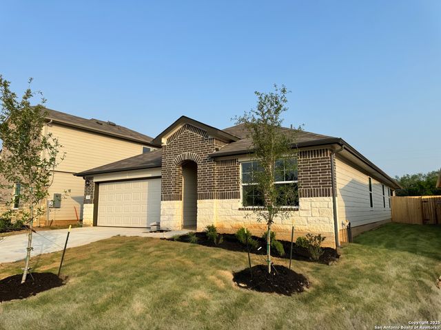 1012 Peccary, Seguin, TX 78155