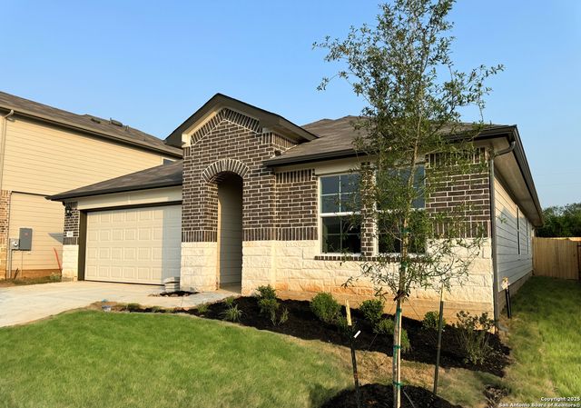 1012 Peccary, Seguin, TX 78155