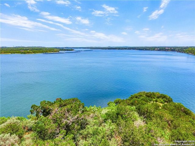 1012 Peccary, Seguin, TX 78155