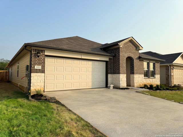 1012 Peccary, Seguin, TX 78155