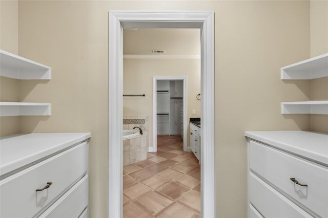 1200 Eagle Glen Pass, Gunter, TX 75058