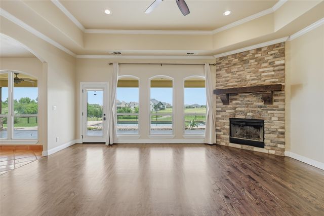 1200 Eagle Glen Pass, Gunter, TX 75058