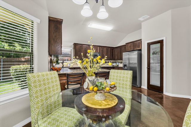814 Springdale Circle, Lorena, TX 76655