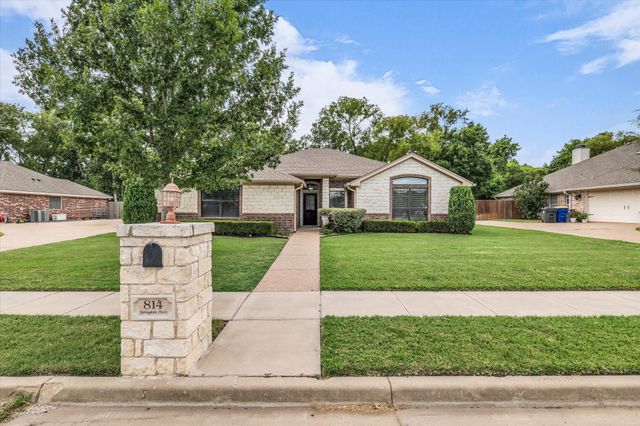 814 Springdale Circle, Lorena, TX 76655