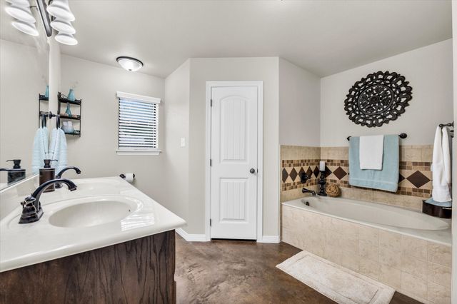 814 Springdale Circle, Lorena, TX 76655