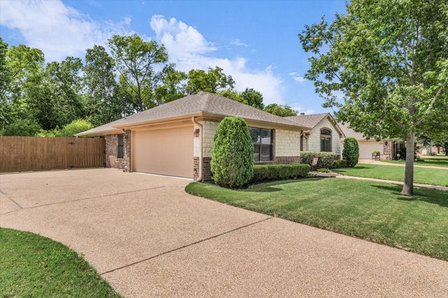 814 Springdale Circle, Lorena, TX 76655