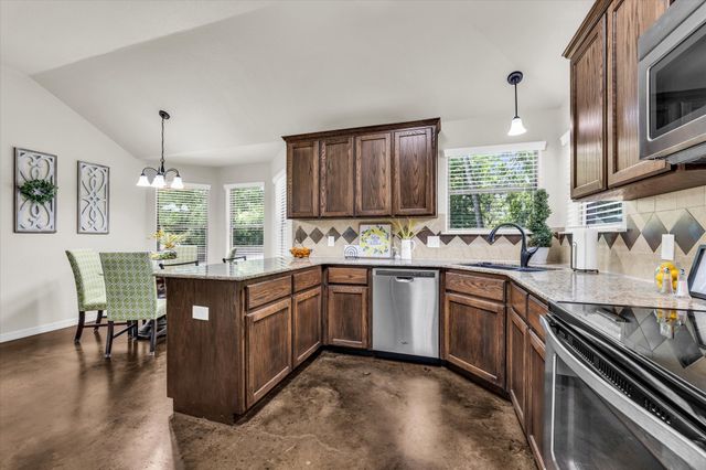 814 Springdale Circle, Lorena, TX 76655