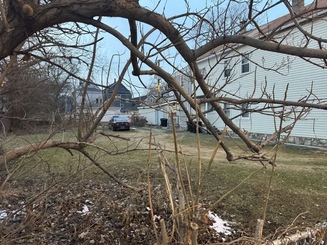 4204 S Wentworth Avenue, Chicago, IL 60609