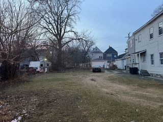 4204 S Wentworth Avenue, Chicago, IL 60609