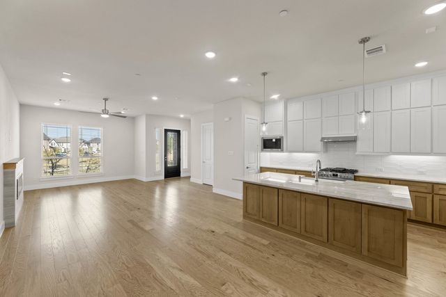 1838 Wittington Place, Farmers Branch, TX 75234