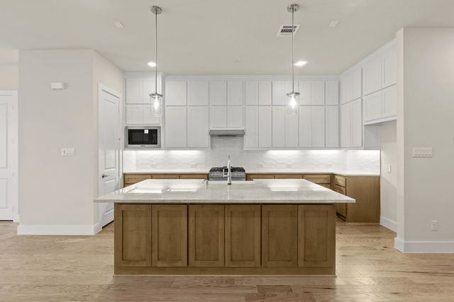 1838 Wittington Place, Farmers Branch, TX 75234