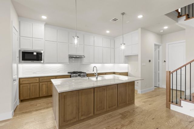 1838 Wittington Place, Farmers Branch, TX 75234