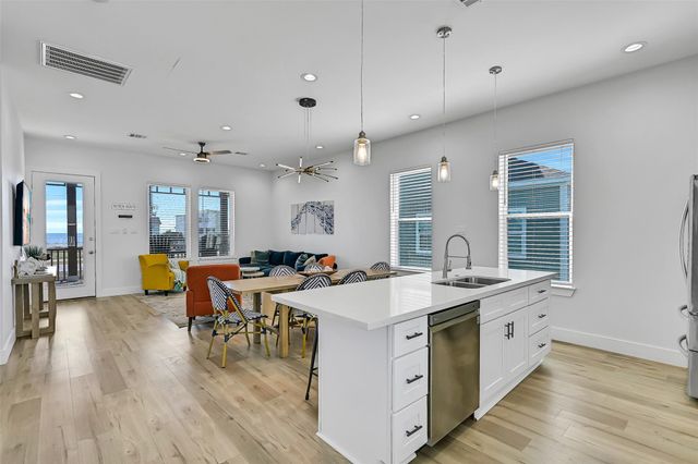 4312 Palapa Circle, Galveston, TX 77554