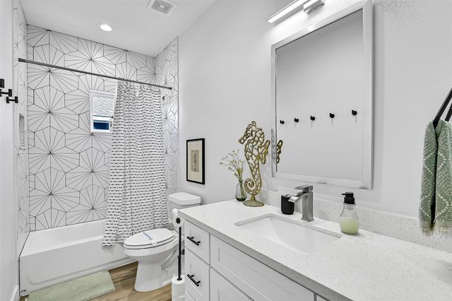 4312 Palapa Circle, Galveston, TX 77554