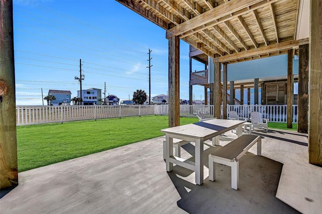 4312 Palapa Circle, Galveston, TX 77554
