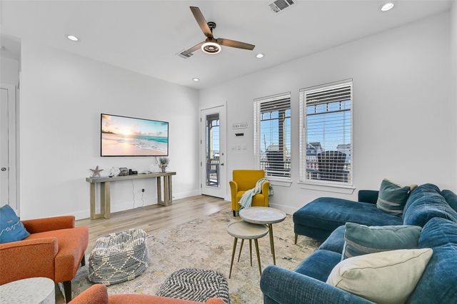 4312 Palapa Circle, Galveston, TX 77554