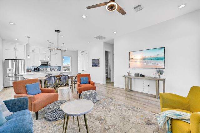 4312 Palapa Circle, Galveston, TX 77554