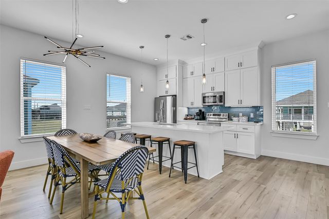 4312 Palapa Circle, Galveston, TX 77554