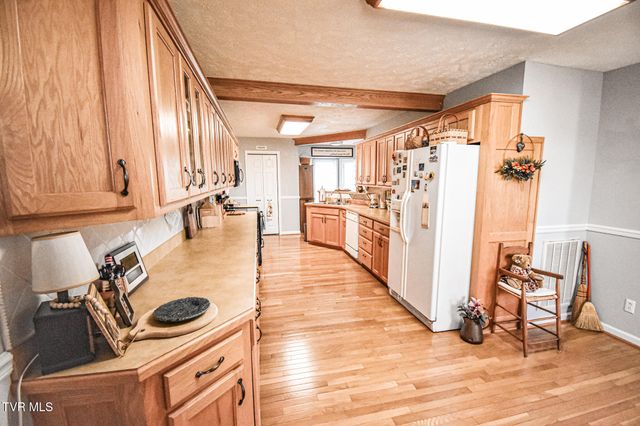 110 Paul Saylor Road, Jonesborough, TN 37659