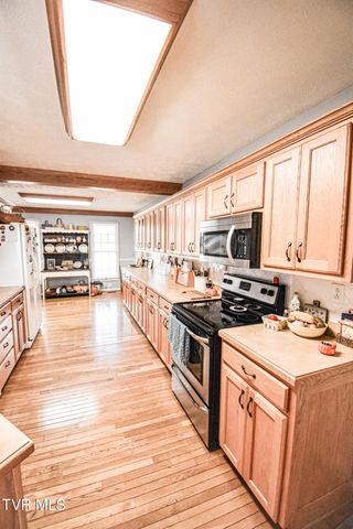110 Paul Saylor Road, Jonesborough, TN 37659