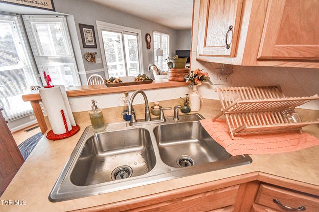 110 Paul Saylor Road, Jonesborough, TN 37659