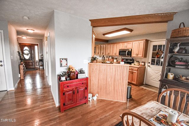 110 Paul Saylor Road, Jonesborough, TN 37659