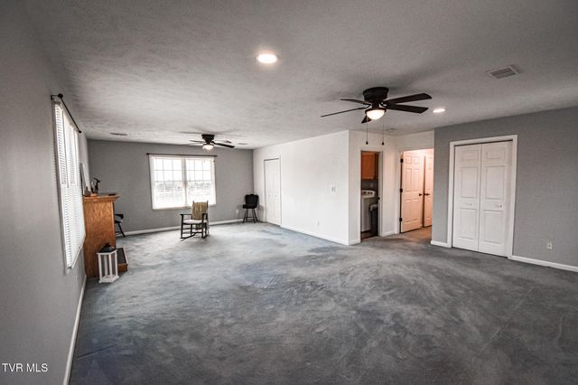 110 Paul Saylor Road, Jonesborough, TN 37659