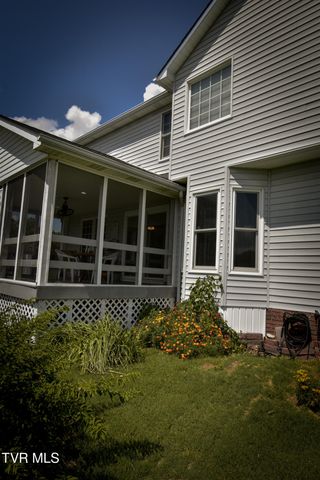 110 Paul Saylor Road, Jonesborough, TN 37659