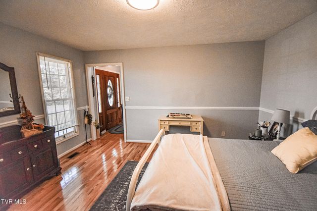 110 Paul Saylor Road, Jonesborough, TN 37659