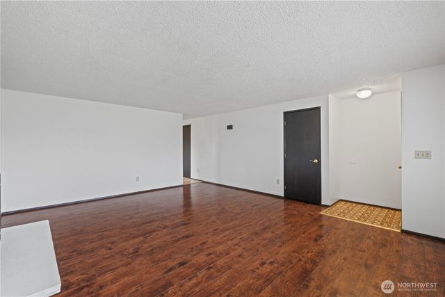 5676 S I Street, Tacoma, WA 98408