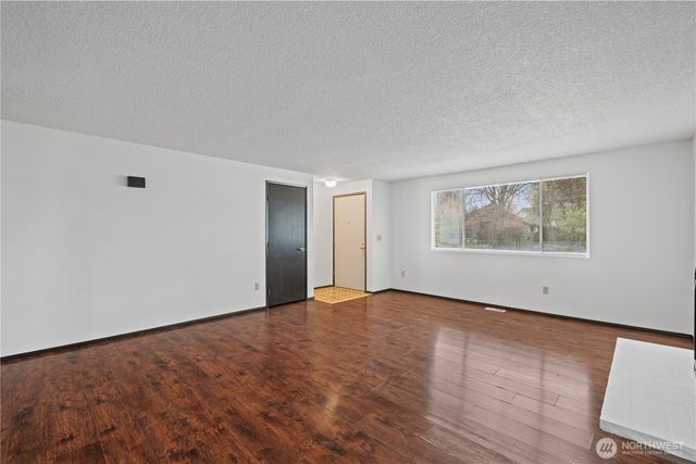 5676 S I Street, Tacoma, WA 98408