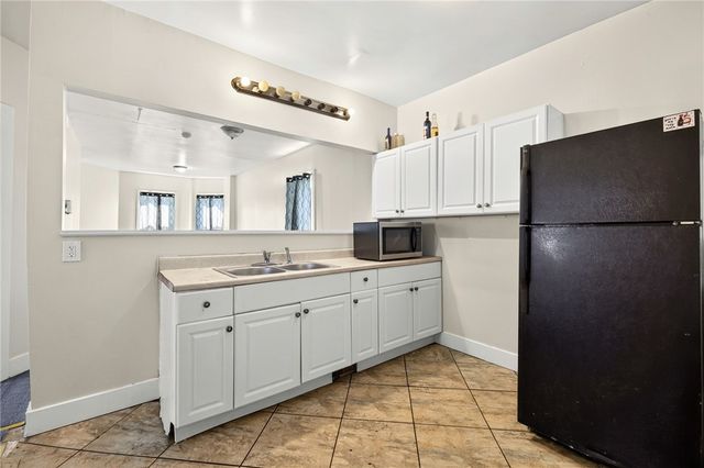 727 Dewey Avenue, Rochester, NY 14613