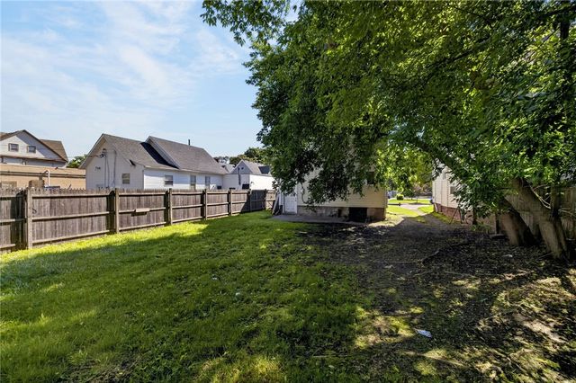 727 Dewey Avenue, Rochester, NY 14613