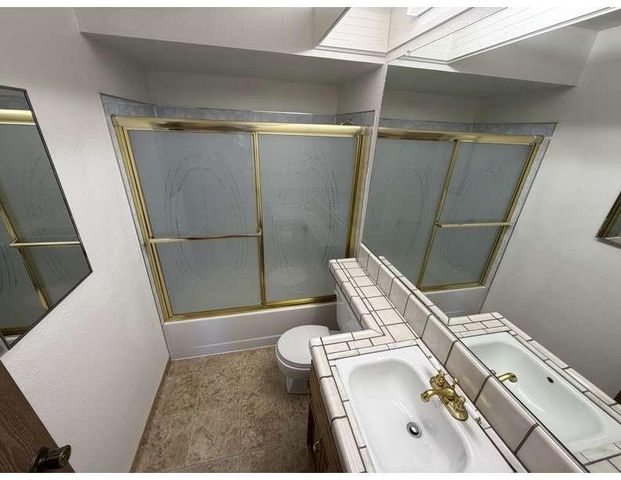 3413 Wild Palms Dr, Modesto, CA 95355